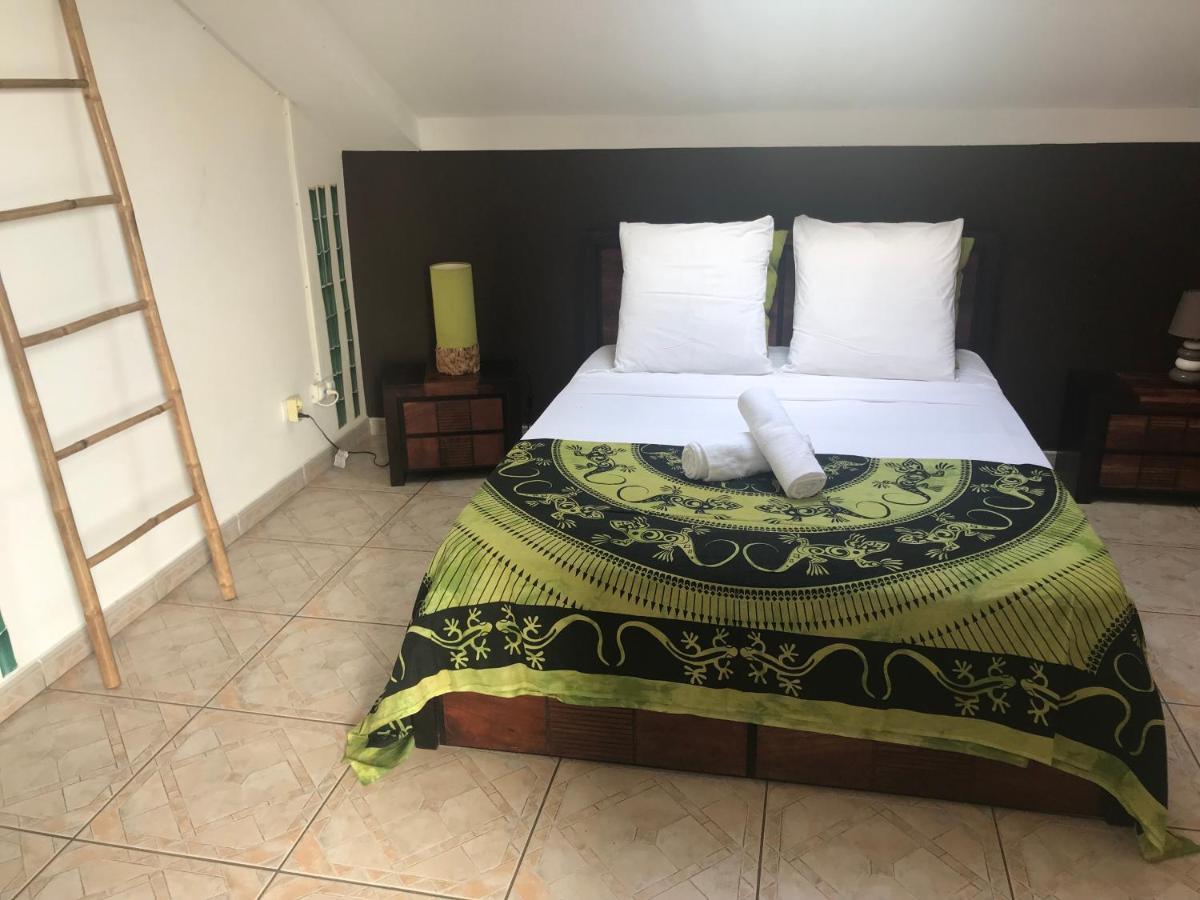 Le Repos D'Or Apartment Manapany-les Bains Екстериор снимка
